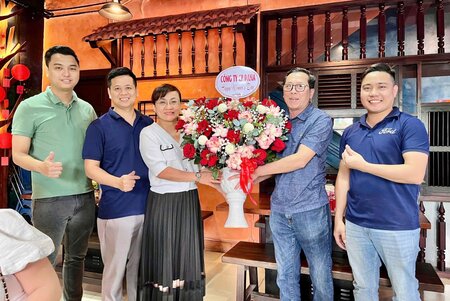 Ngày Quốc Tế Phụ Nữ 8 - 3 - Những Khoảnh Khắc Ấm Áp Và Đáng Nhớ