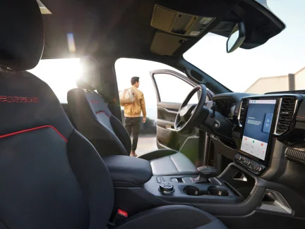 Bảng Điều Khiển Trải Rộng